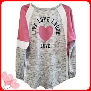 No Boundaries "Live Laugh Love" Top